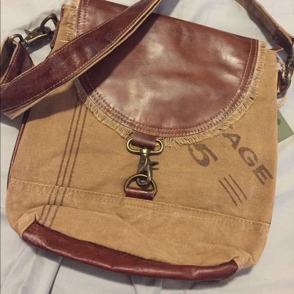 Ray, Leather Messenger Bag